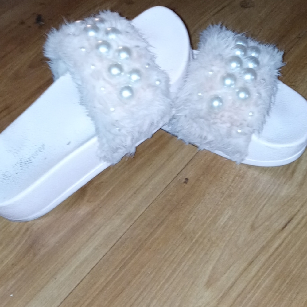 Platform fluffies - Picture 3 of 4